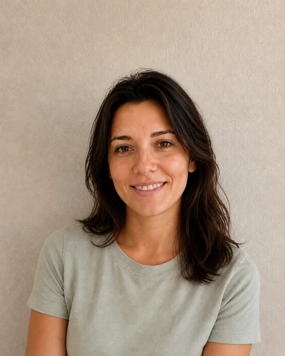 Photo de CV moderne et libre, attitude détendue
