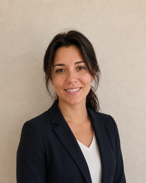 Photo de CV professionnelle et valorisante, regard assuré